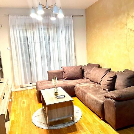 Naki Apartman Apartman Podgorica Kültér fotó